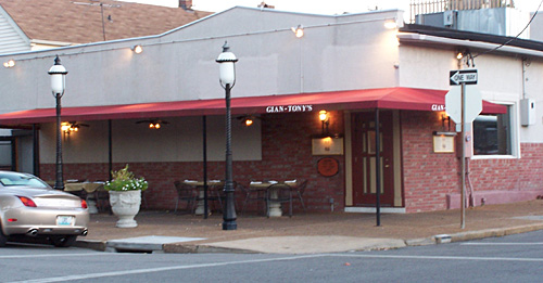 Gian-Tonys - Italian Restaurant in St. Louis, MO - www.gian-tonys.com